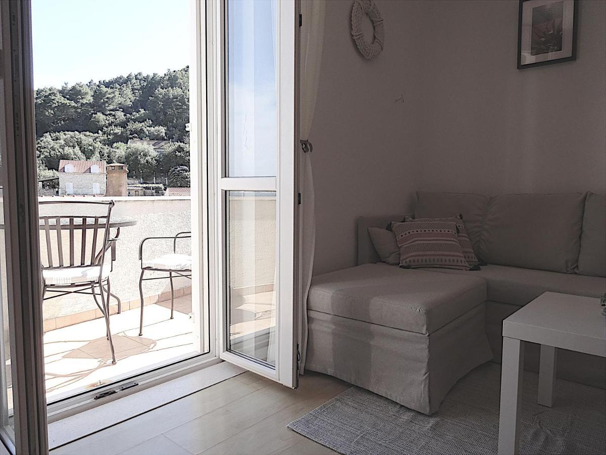 Eco Apartments Kate Sudurad Εξωτερικό φωτογραφία